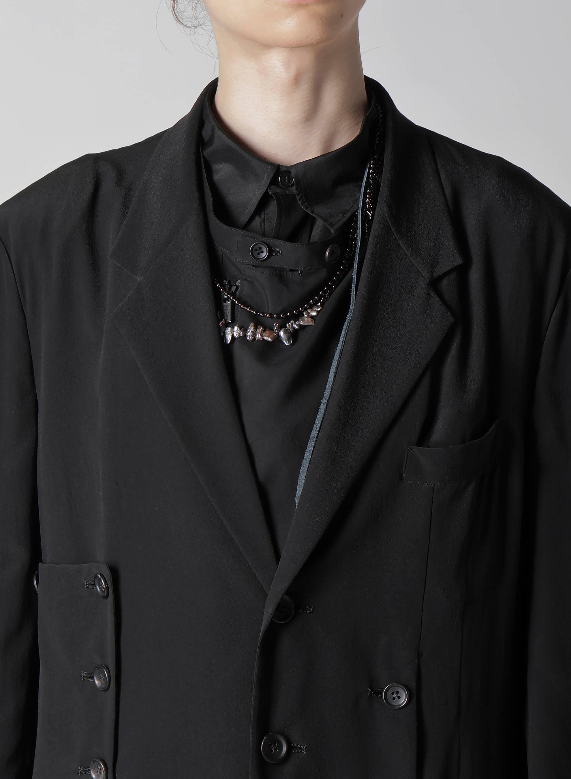 12M SILK DECINE ASYMMETRY BUTTON DETAIL JACKET – THE SHOP YOHJI