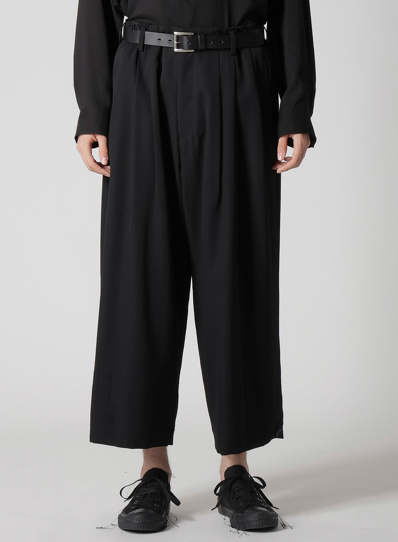 WOOL GABARDINE TAB DETAIL WIDE PANTS