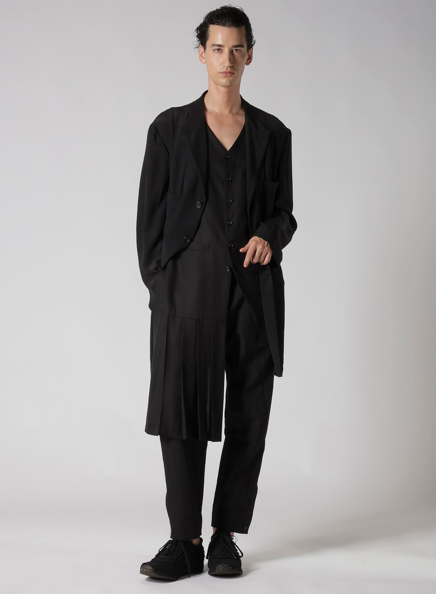 TE VIYELLA PLEATED VEST