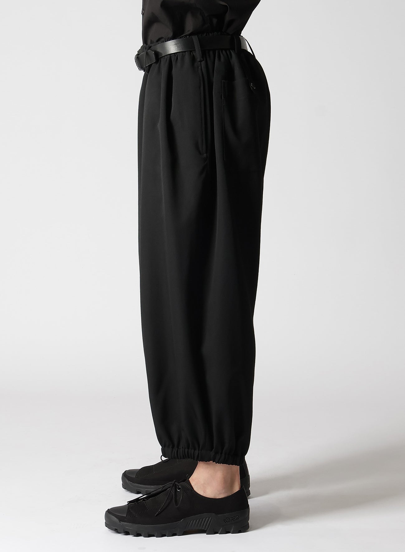 GABARDINE U-GATHER CROPPED PANTS