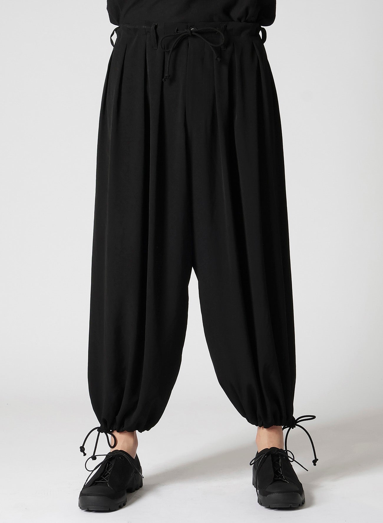 Ta TUXEDO U-STANDARD BALLOON PANTS