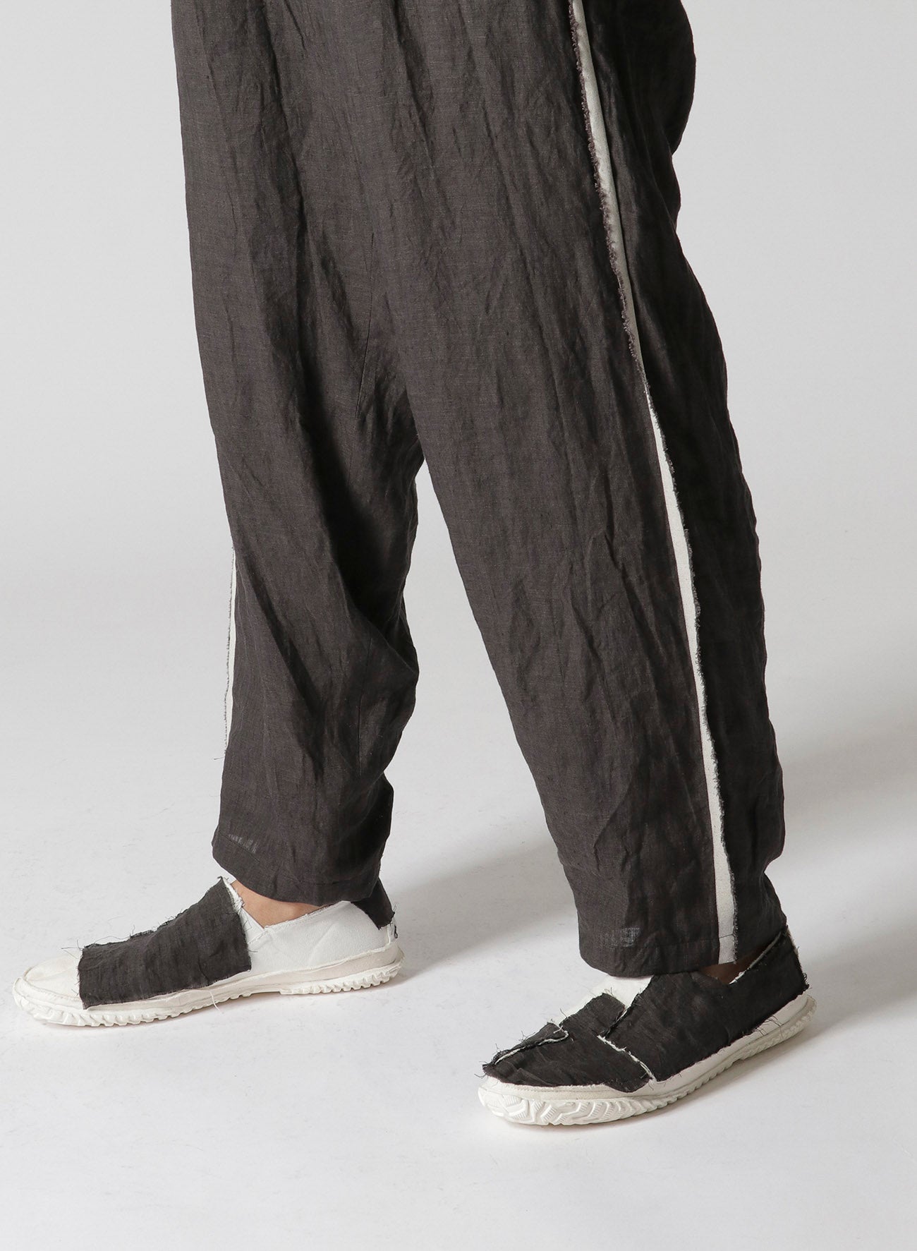 HEMP CLOTH R-SIDE SEAM FLAP PANTS