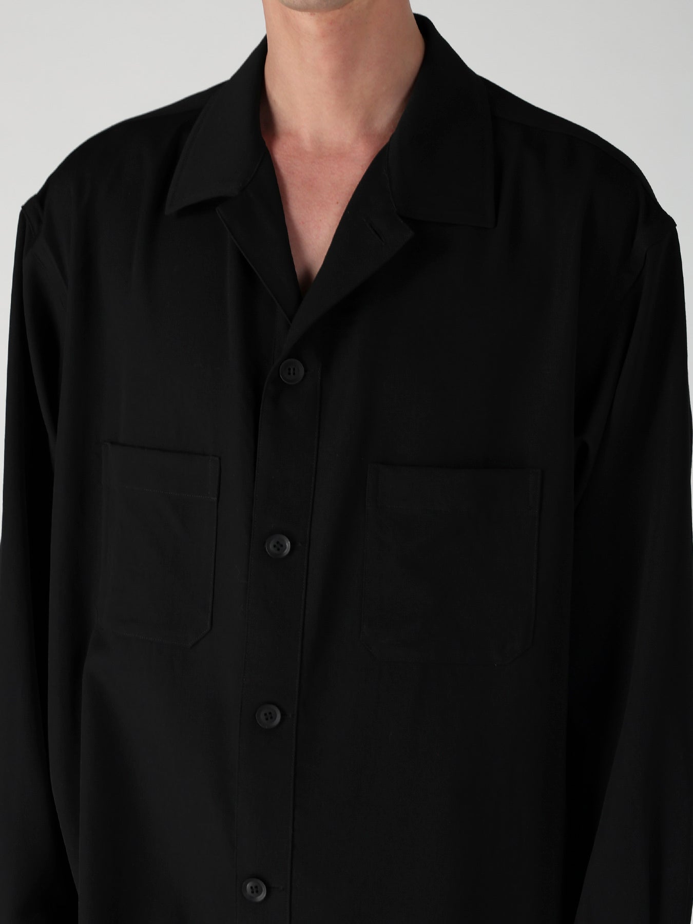 WOOL GABARDINE OPEN COLLAR FRONT SHOULDER BLOUSE