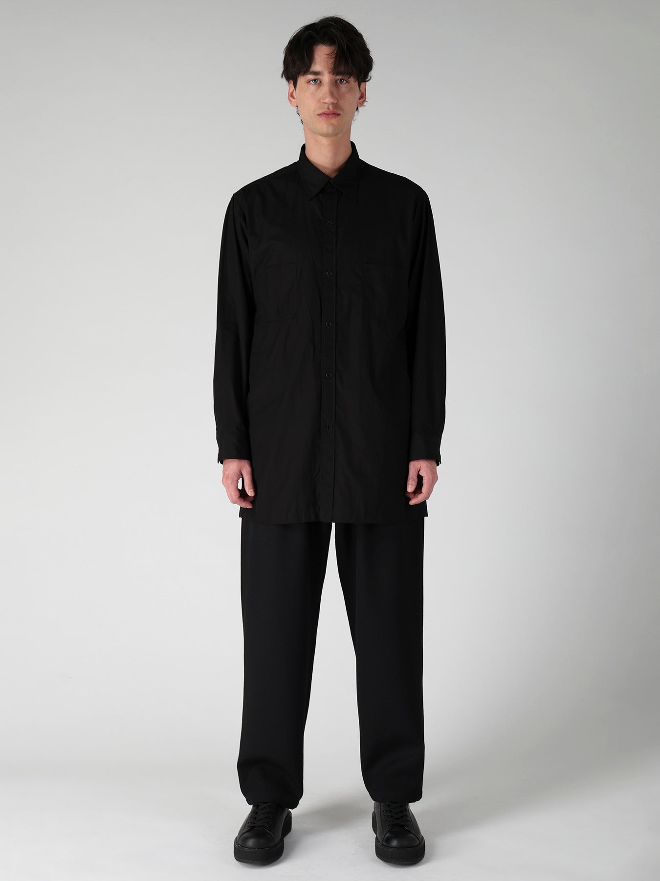 CHAIN STITCH BROAD BACK SIDE OPEN GATHER BLOUSE