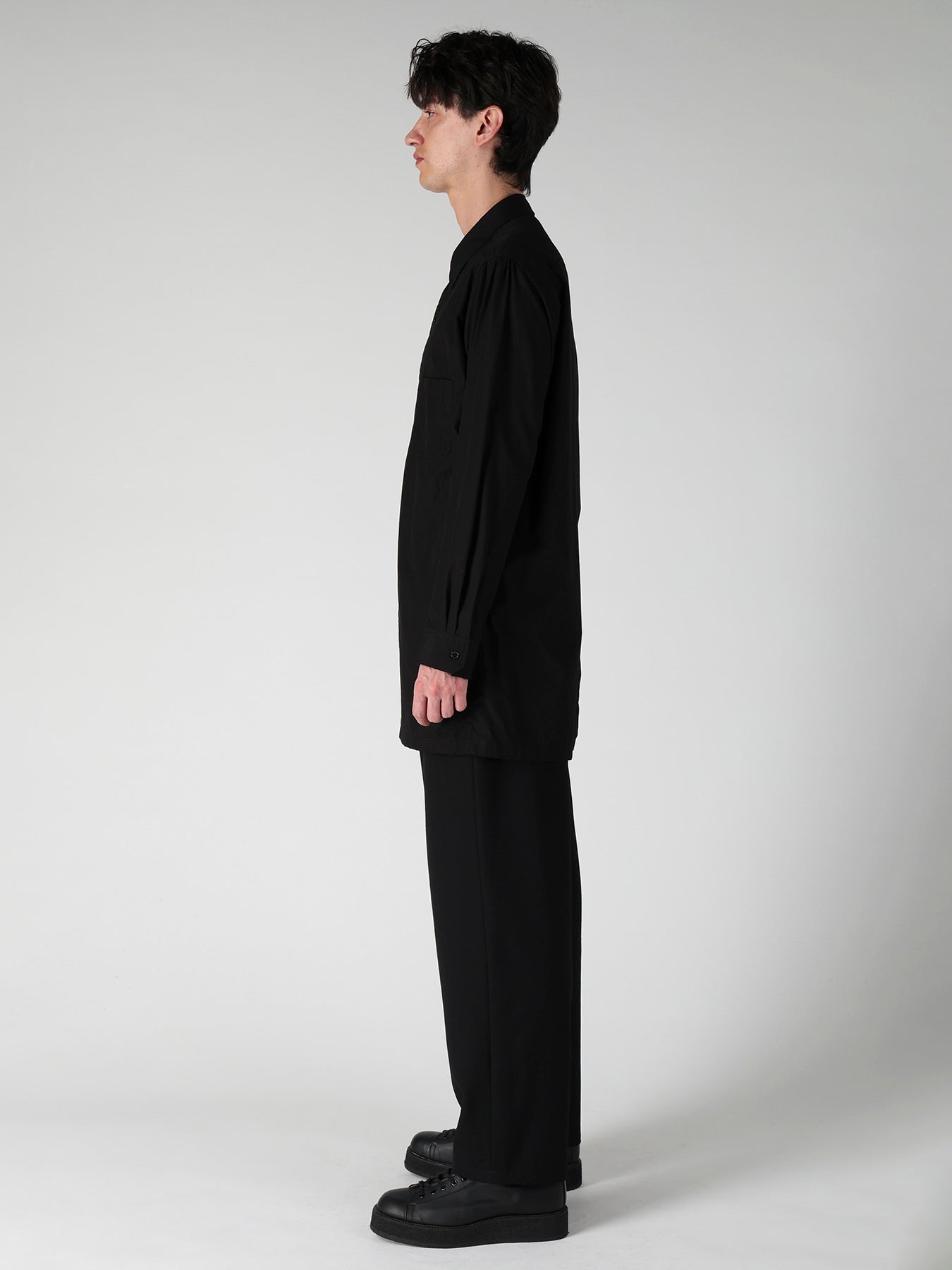 CHAIN STITCH BROAD BACK SIDE OPEN GATHER BLOUSE
