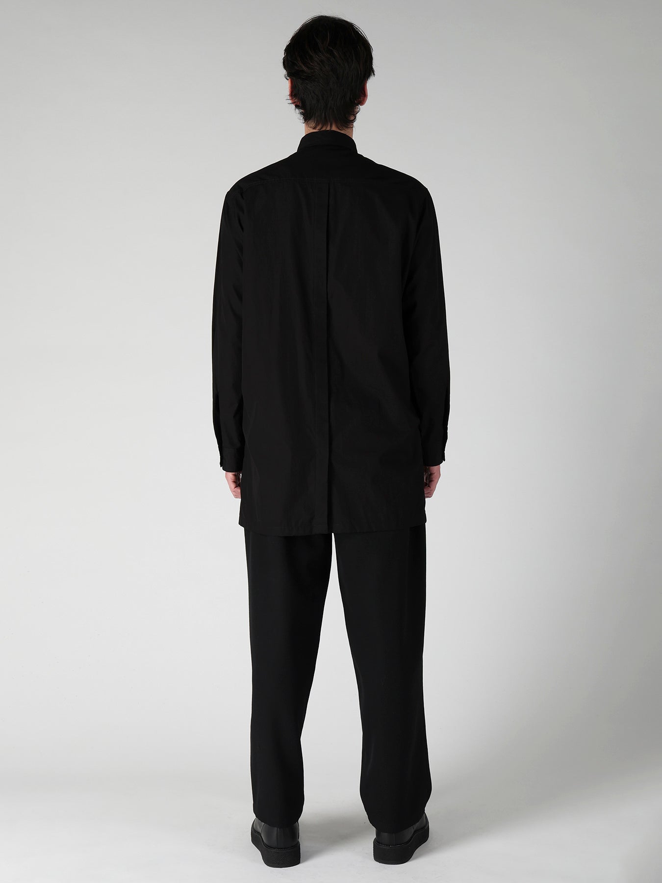 CHAIN STITCH BROAD BACK SIDE OPEN GATHER BLOUSE