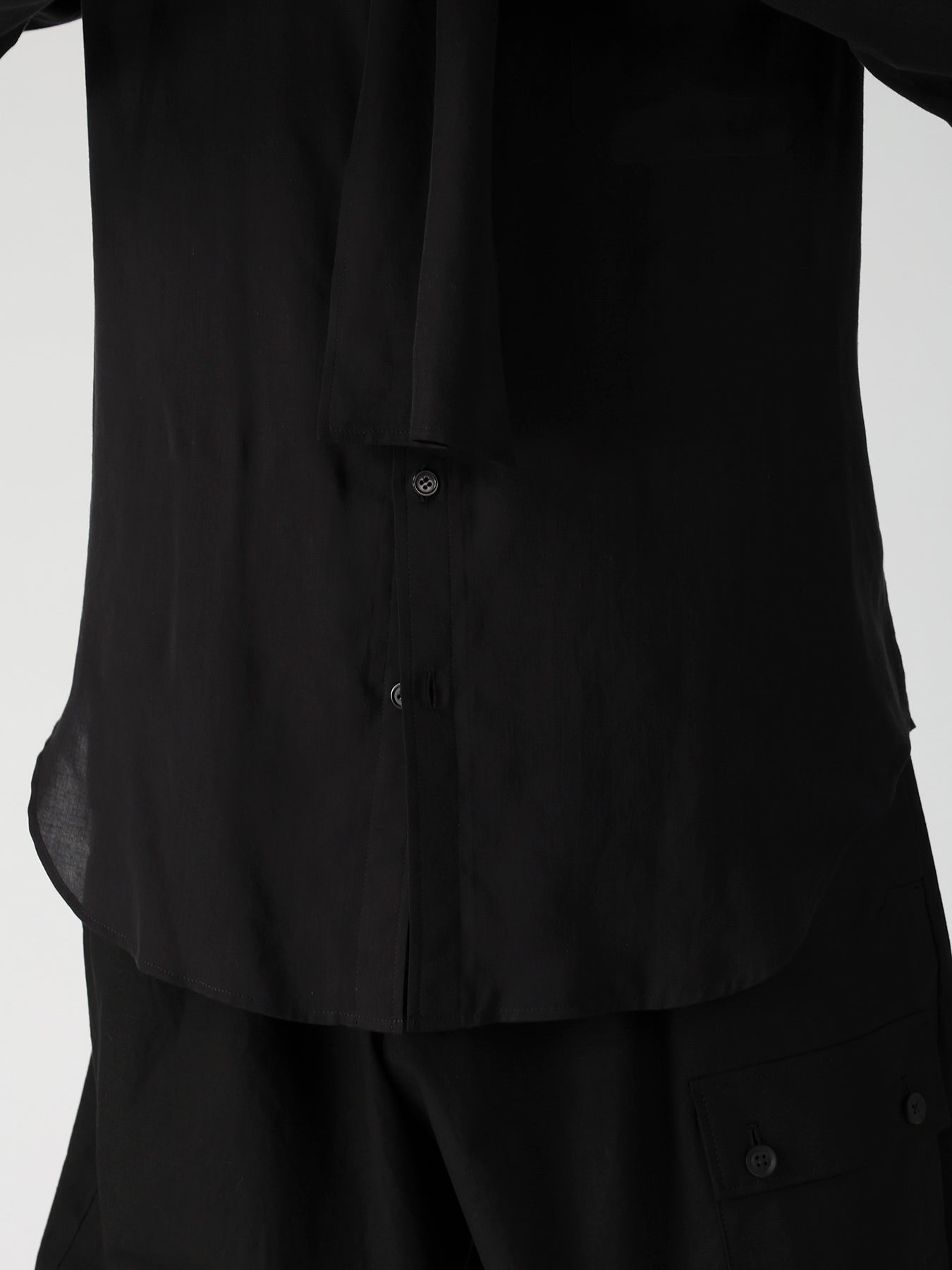 CELLULOSE LAWN SCARF COLLAR BLOUS
