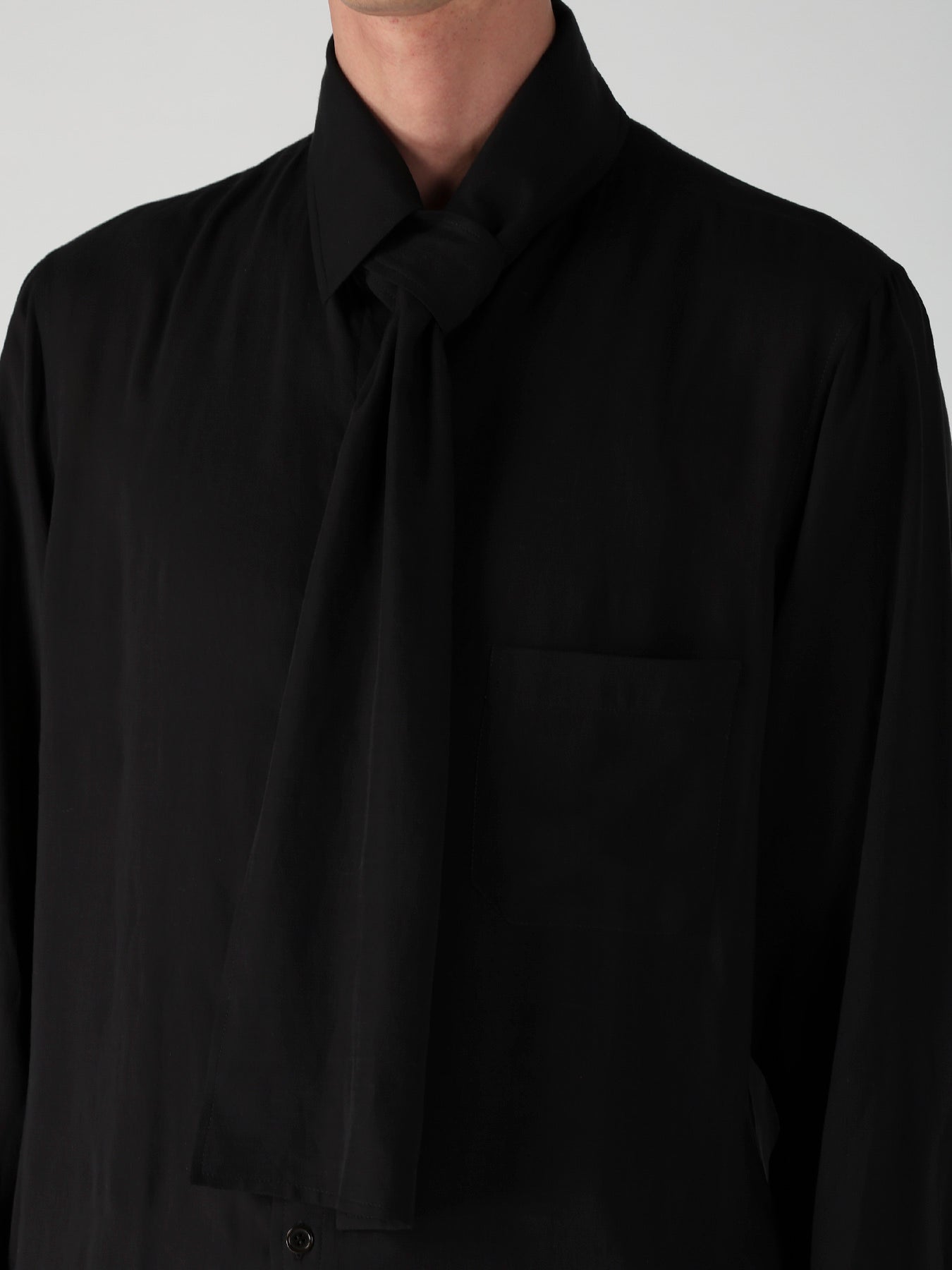 CELLULOSE LAWN SCARF COLLAR BLOUS