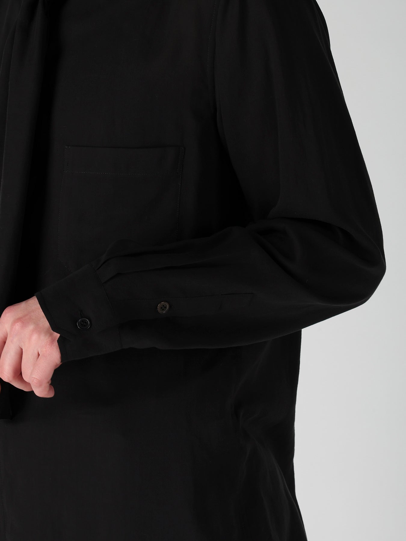 CELLULOSE LAWN SCARF COLLAR BLOUS