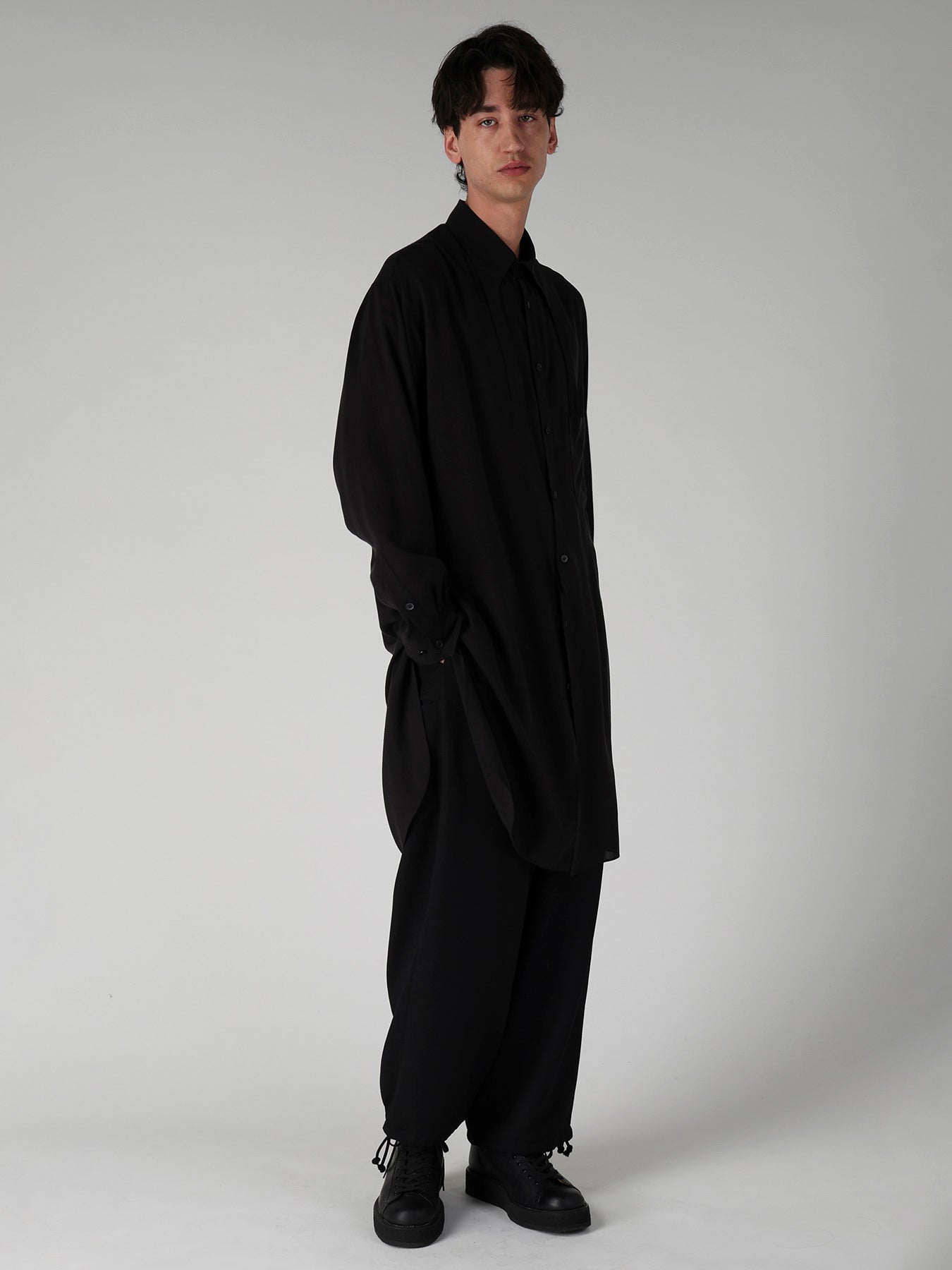 CELLULOSE LAWN COLLAR TAB LONG BLOUSE