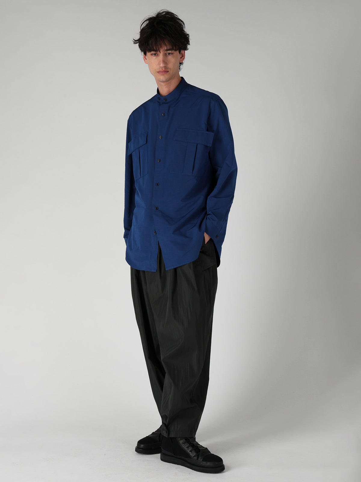 PE/NY SPLIT YARN TAFFETA POCKET DETAIL BLOUSE