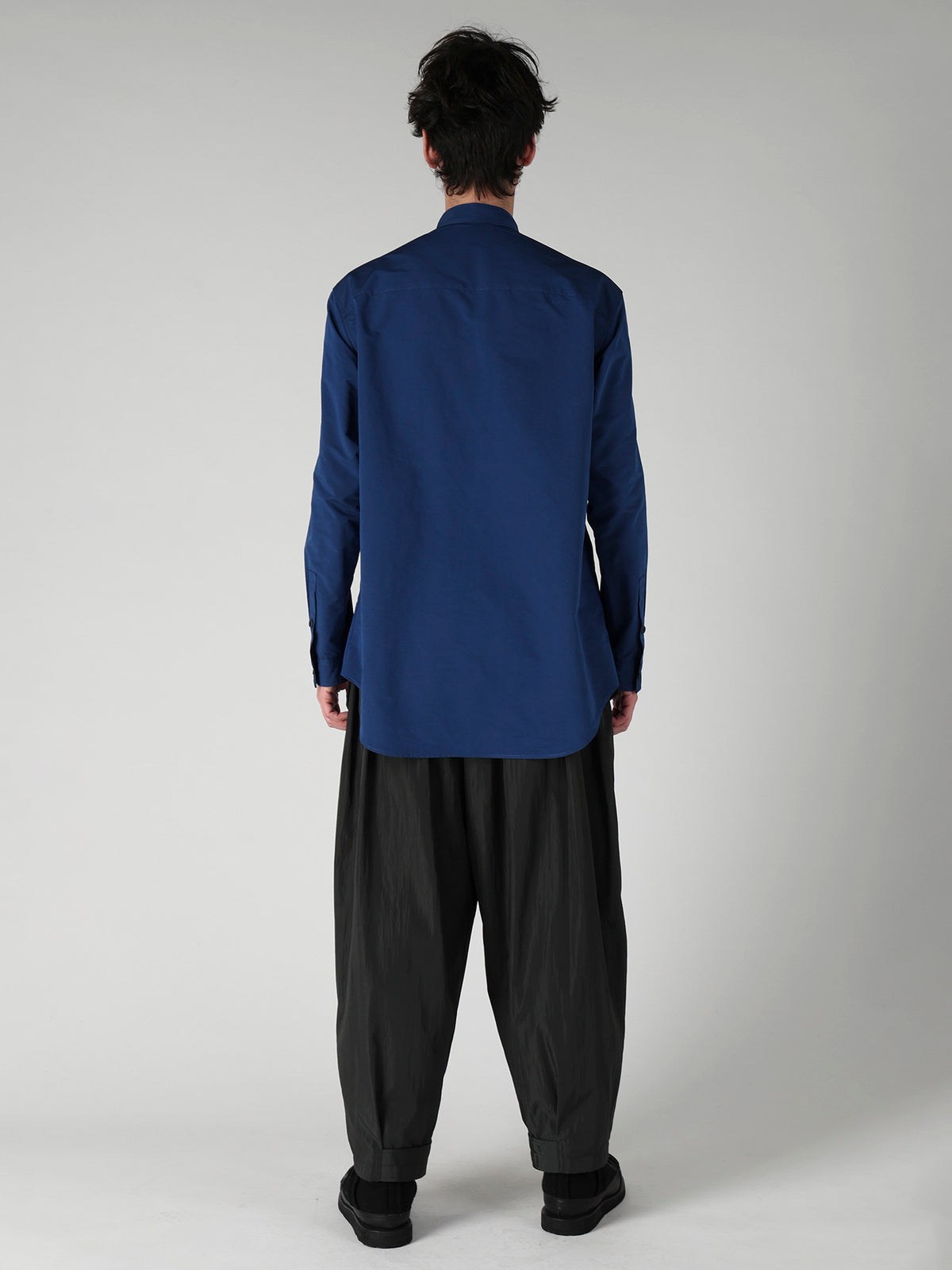 PE/NY SPLIT YARN TAFFETA POCKET DETAIL BLOUSE