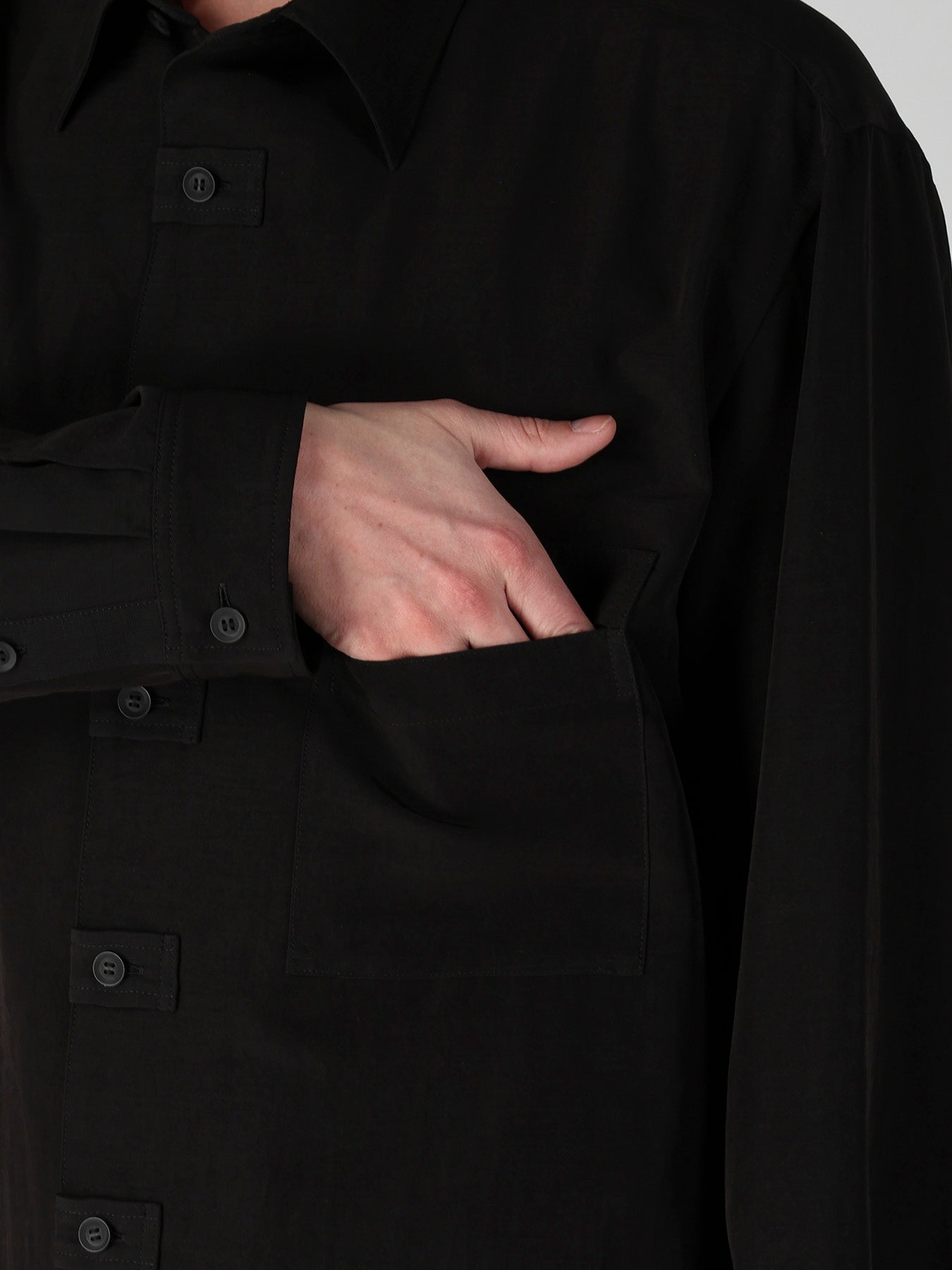TA SLUB DE CHINE FRONT TAB SHIRT