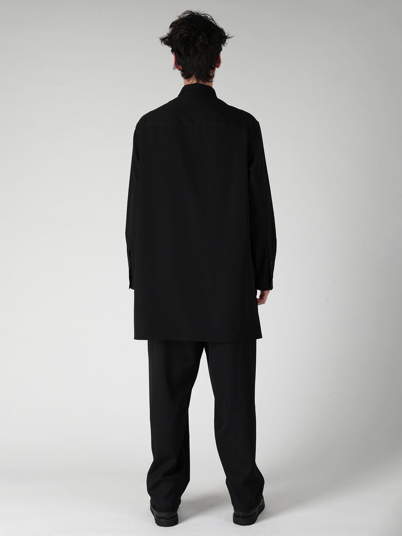 WOOL GABARDINE CHINA BUTTON BLOUSE