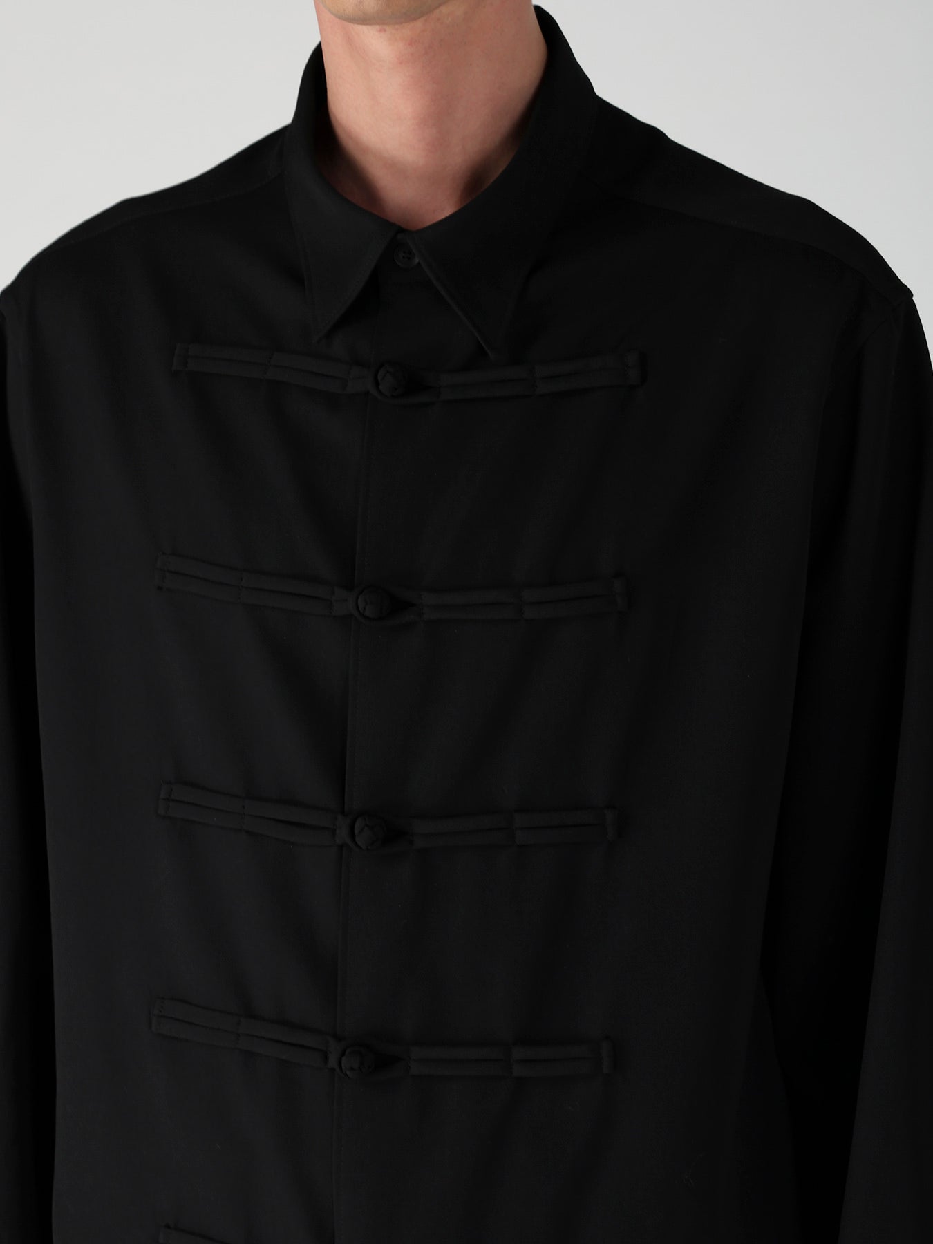 WOOL GABARDINE CHINA BUTTON BLOUSE