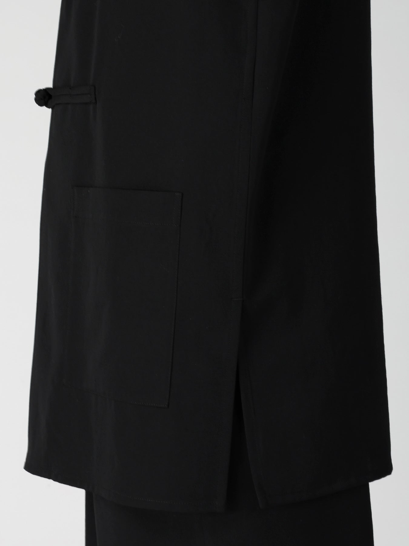 WOOL GABARDINE CHINA BUTTON BLOUSE