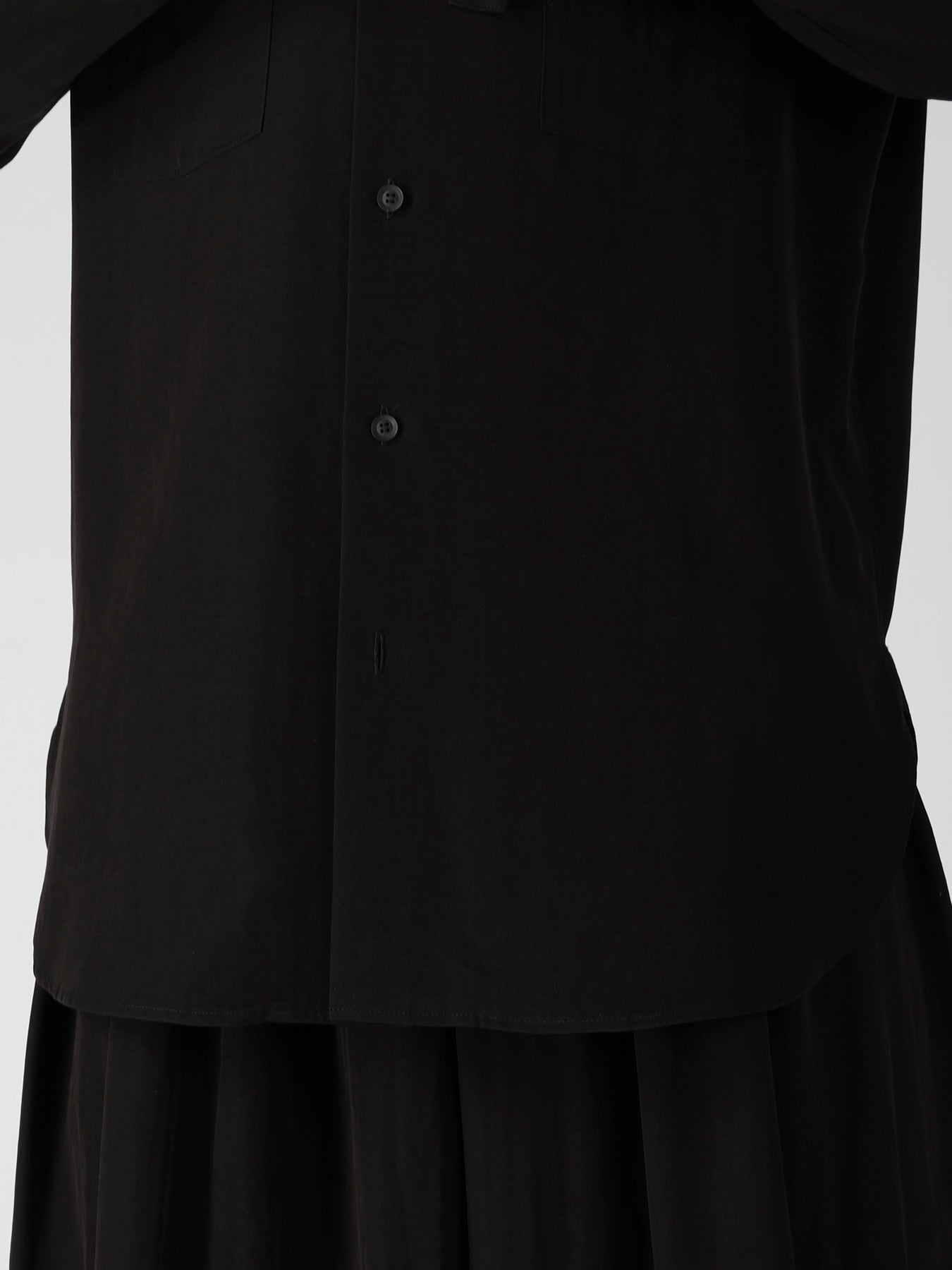 TA SLUB DE CHINE COLLAR TAB BLOUSE