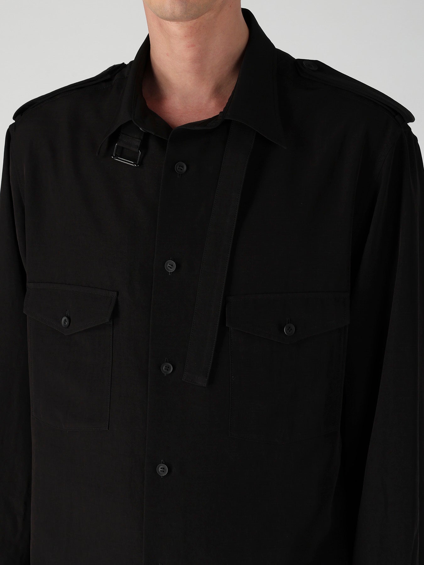 TA SLUB DE CHINE COLLAR TAB BLOUSE