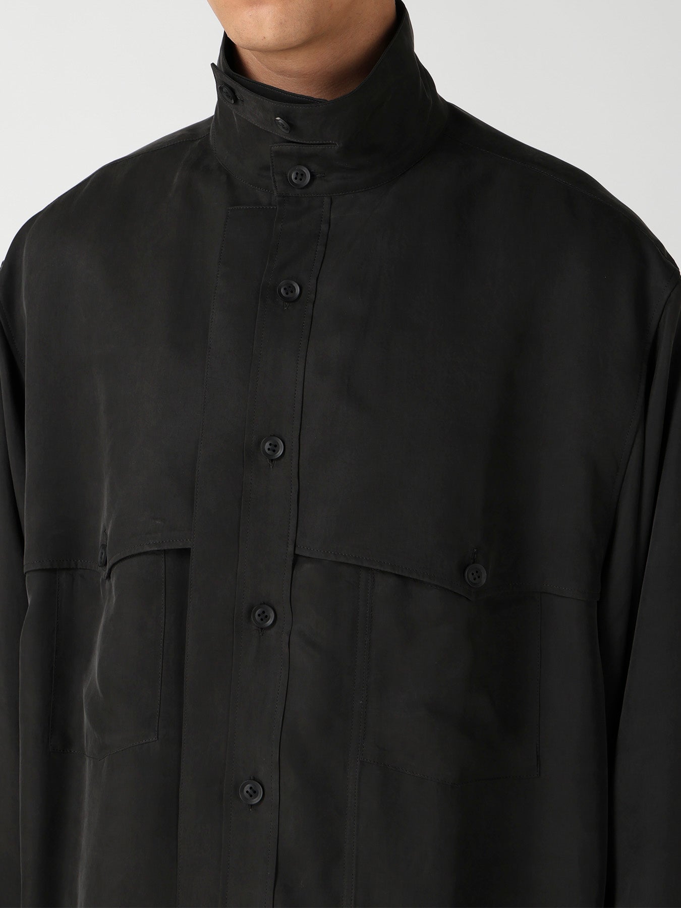 PIGMENT DYE TWILL CHEST DETAIL BLOUSE