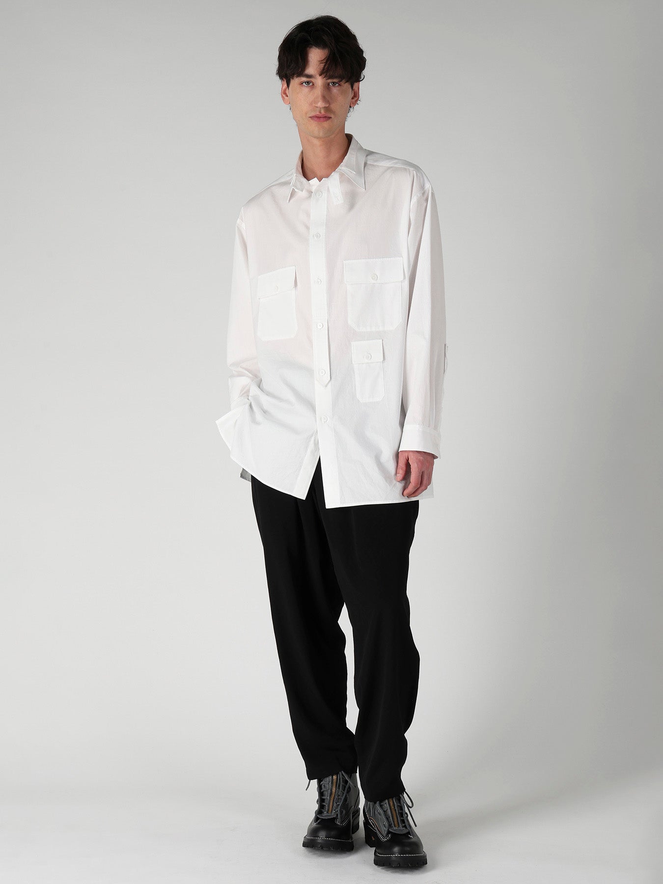 COTTON BROAD PEN POCKET DOUBLE COLLAR BLOUSE