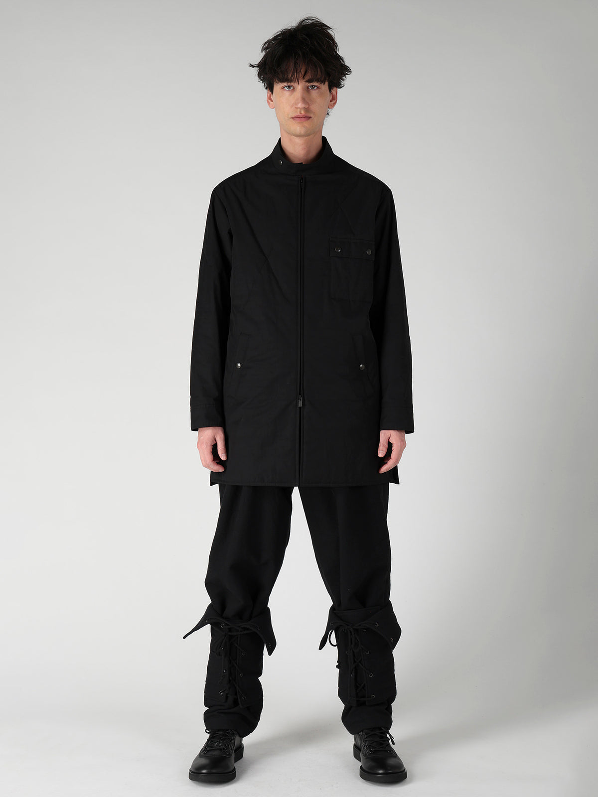 NY SPUN GABARDINE BLACK PADDED ZIP DOT BUTTON BLOUSE