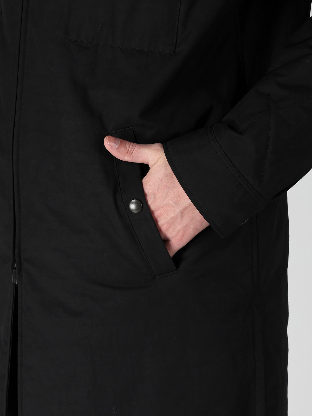 NY SPUN GABARDINE BLACK PADDED ZIP DOT BUTTON BLOUSE