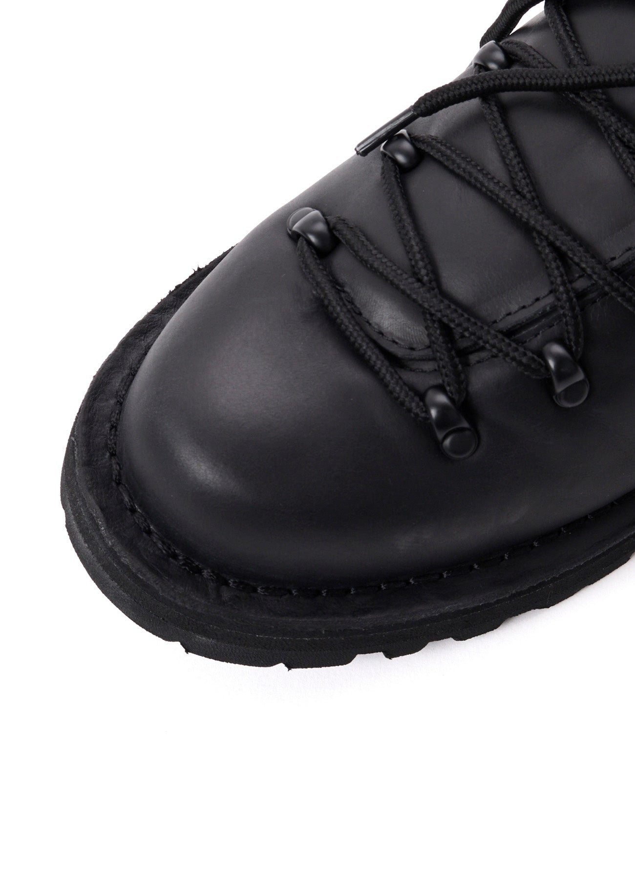 LEATHER SOFT OIL TREKKING BOOTS