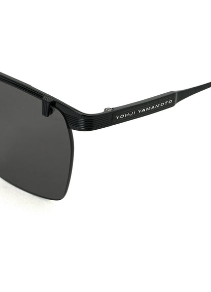 SUNGLASSES G