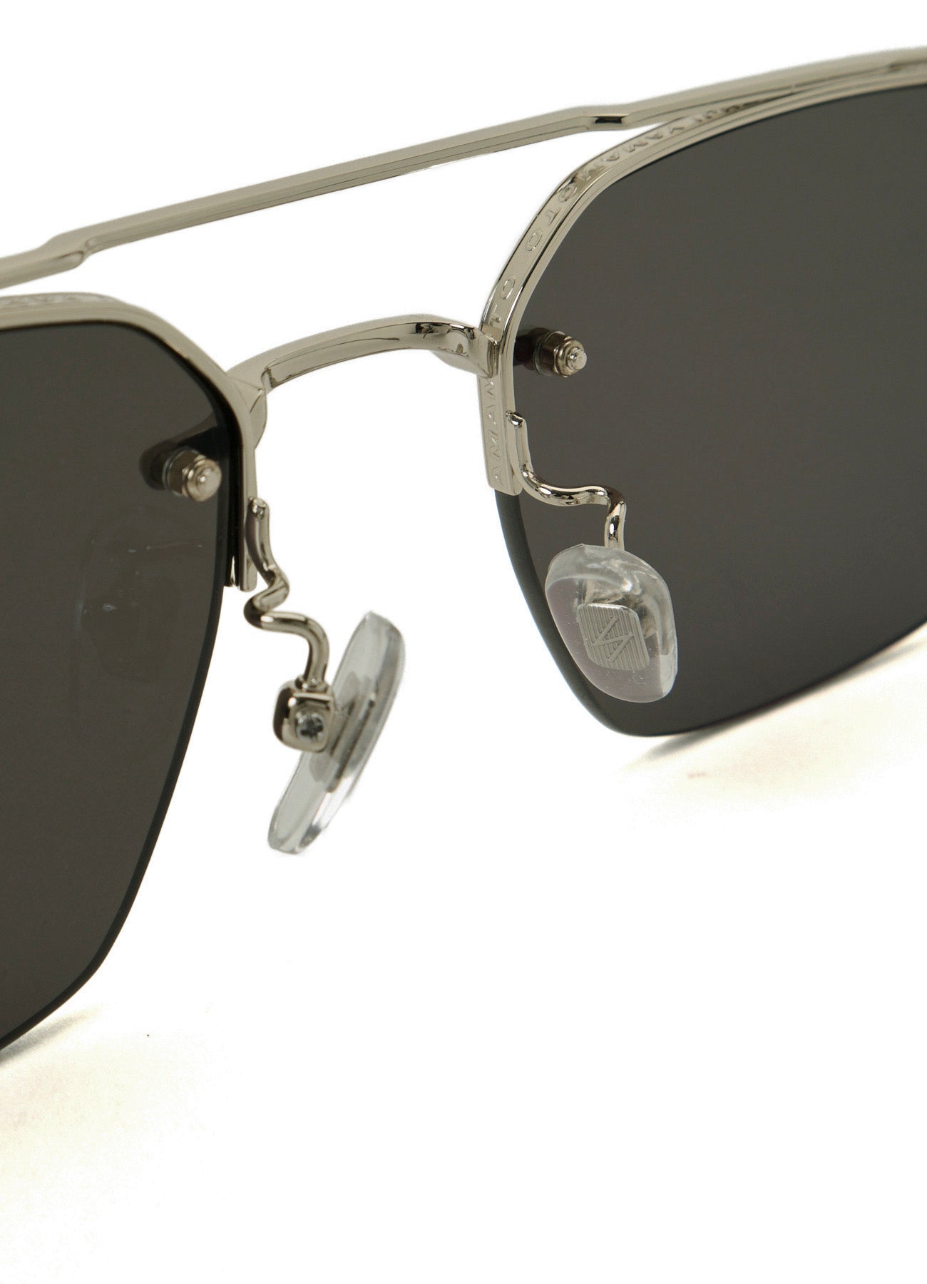 SUNGLASSES G