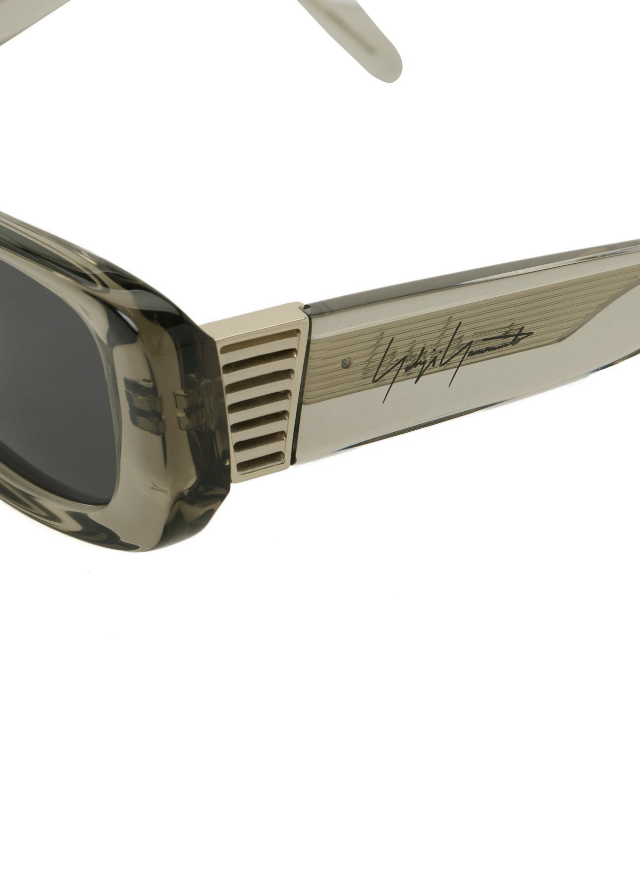 SUNGLASSES H