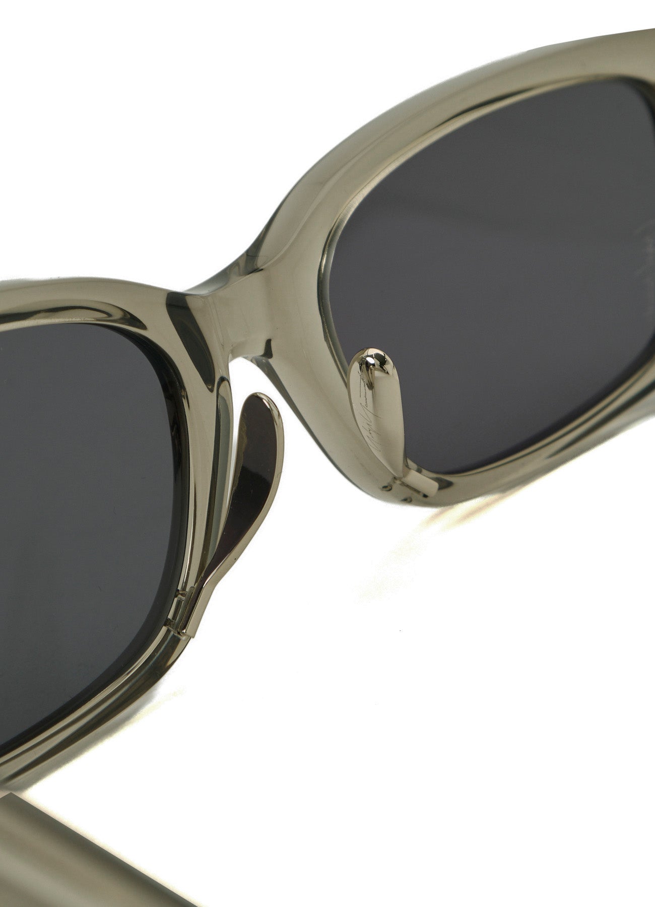 SUNGLASSES H