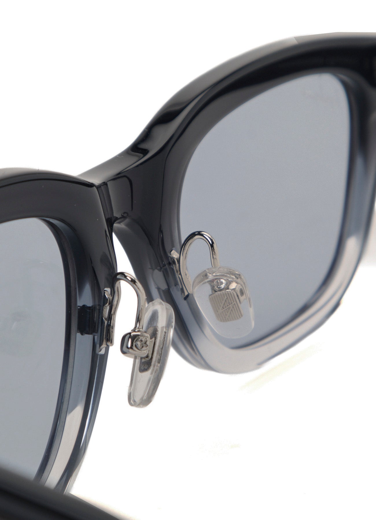 SUNGLASSES I