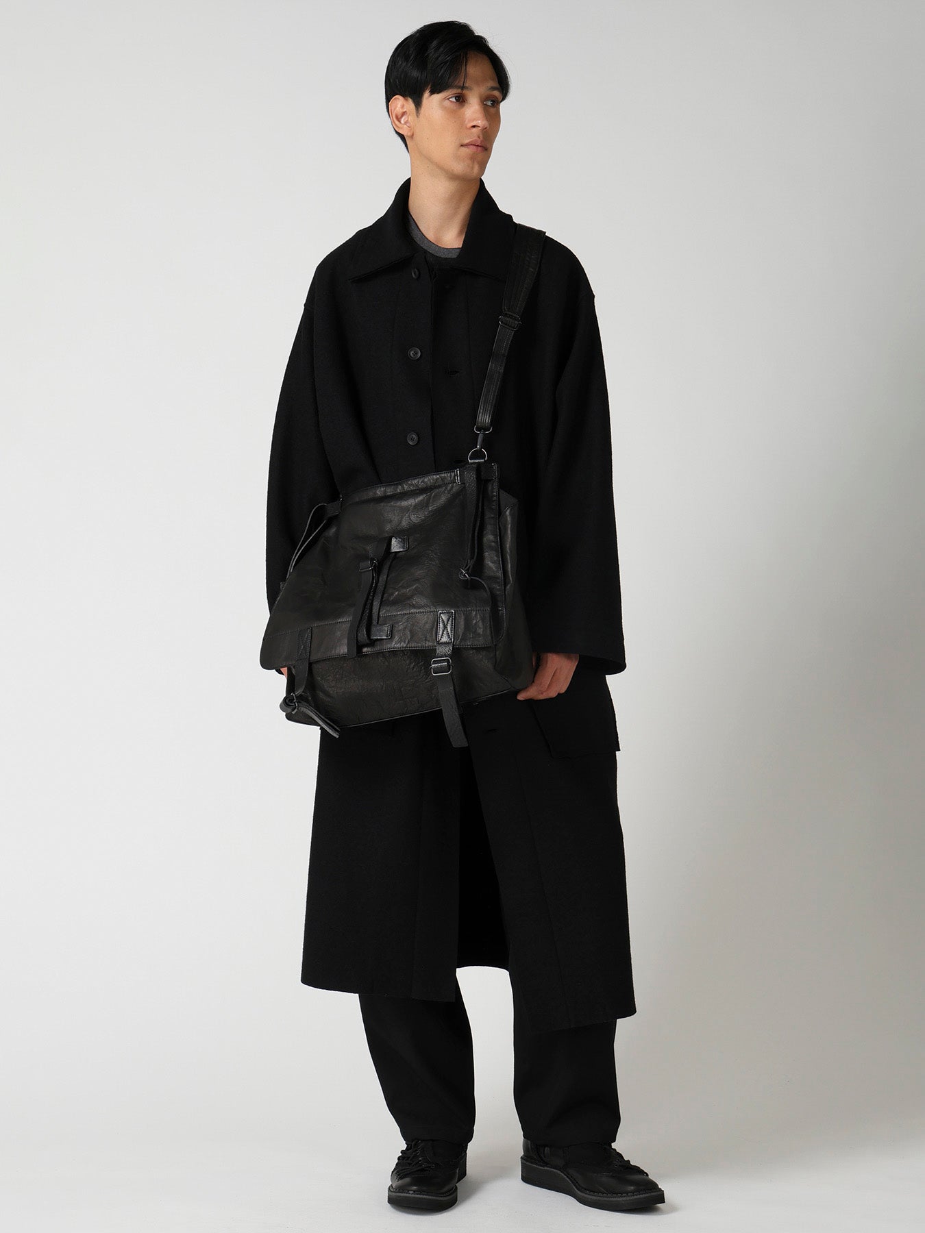 SHRINKED HORSE LEATHER MILITARY SHOULDER BAG – THE SHOP YOHJI YAMAMOTO