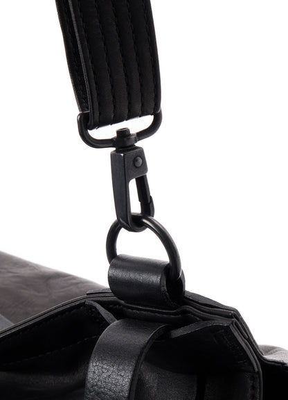 SHRINKED HORSE LEATHER MILITARY SHOULDER BAG