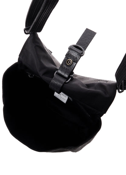 SHRINKED HORSE LEATHER MILITARY SHOULDER POUCH