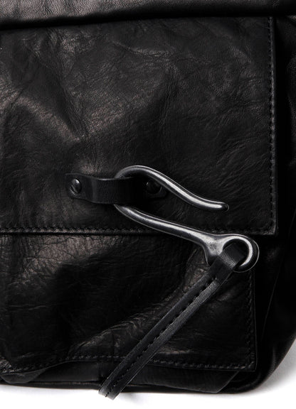 SHRINKED HORSE LEATHER MILITARY BODY BAG