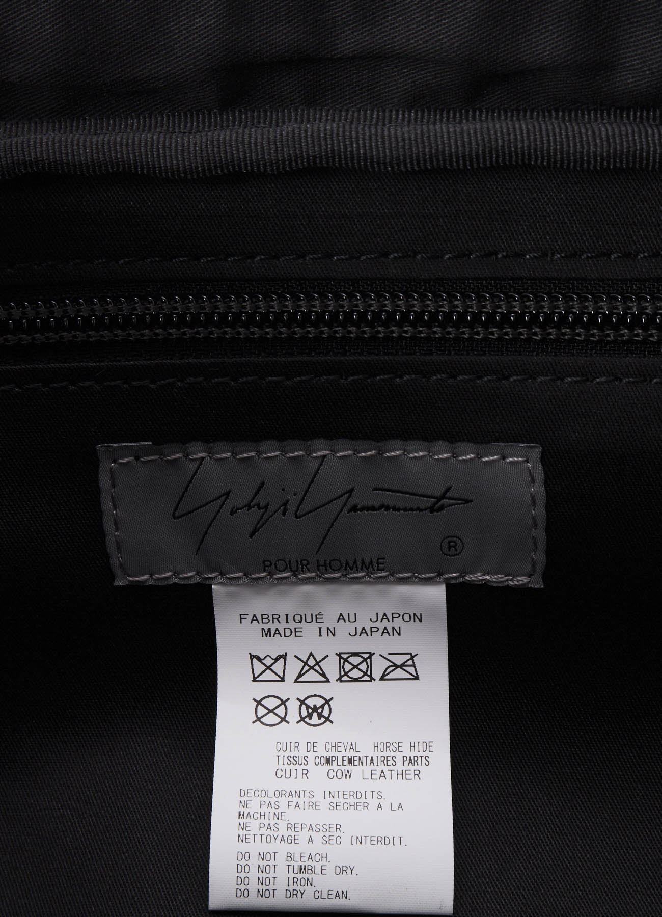SHRINKED HORSE LEATHER MILITARY BODY BAG