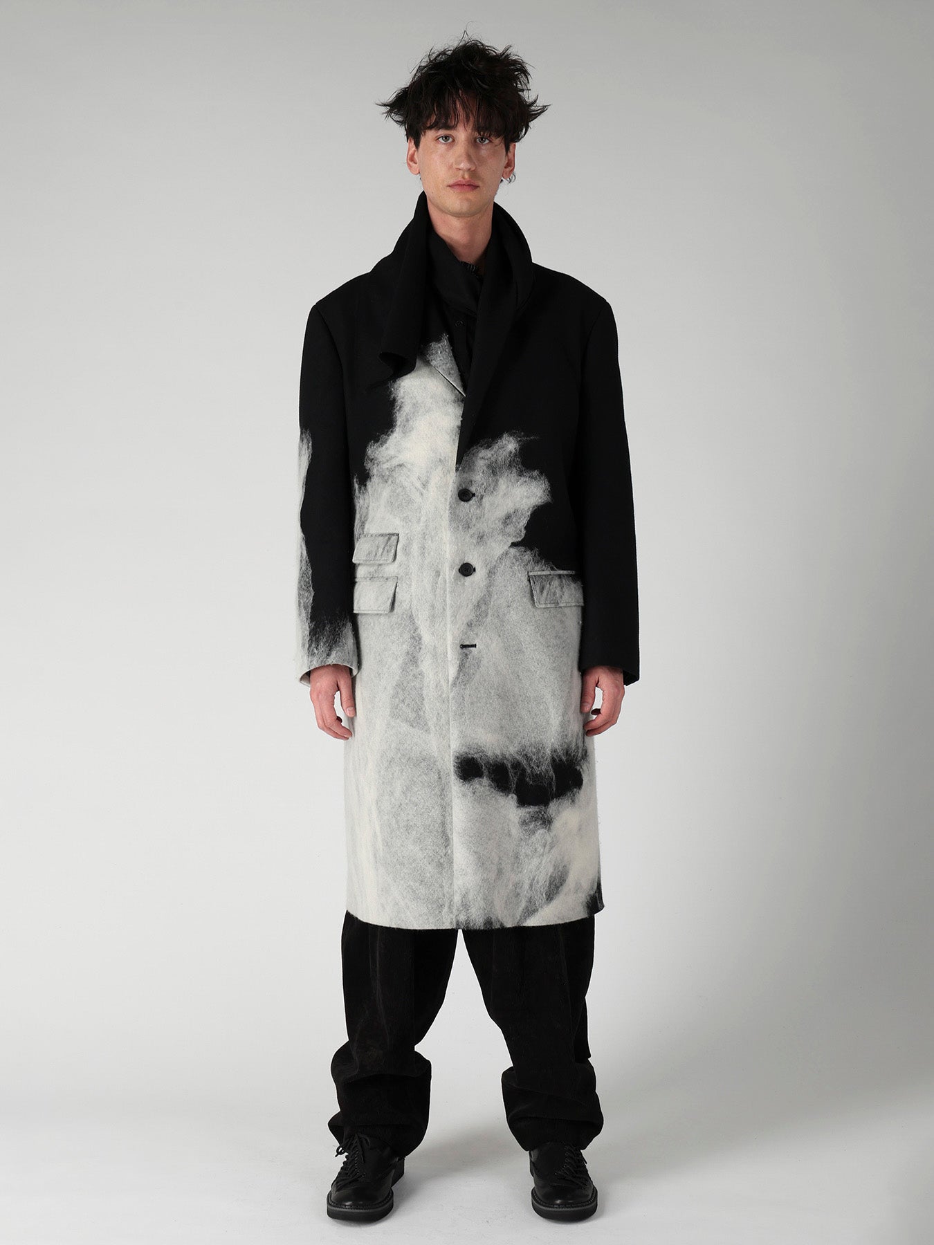 NEEDLE PUNCHED FLANNEL WHITE SCARF JACKET