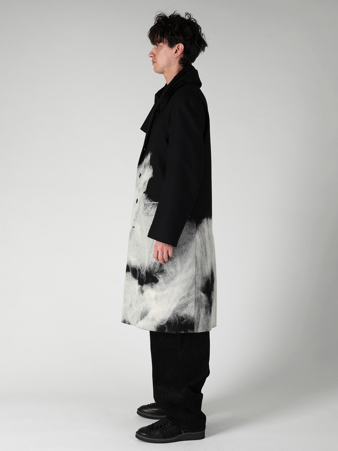 NEEDLE PUNCHED FLANNEL WHITE SCARF JACKET