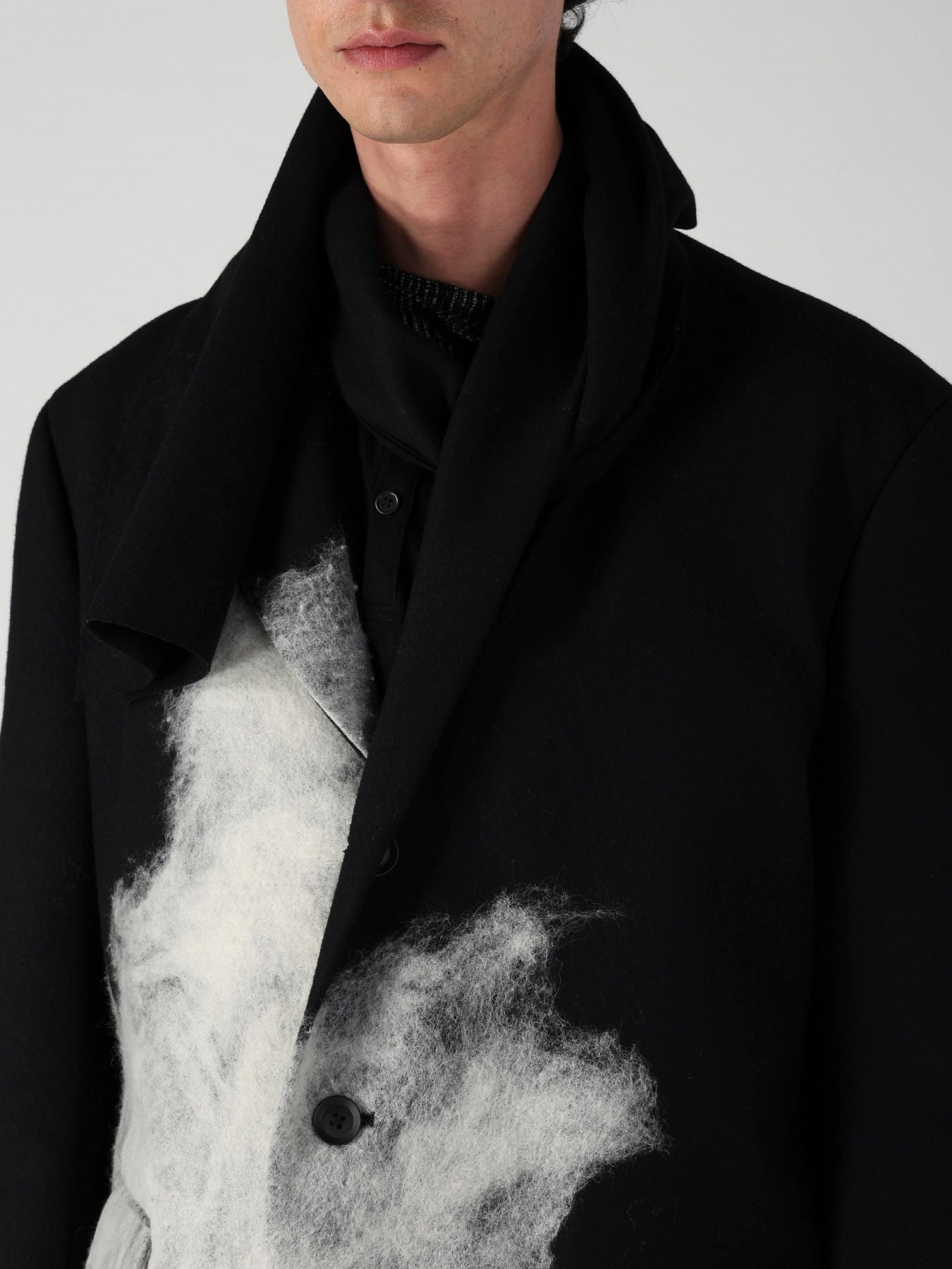 NEEDLE PUNCHED FLANNEL WHITE SCARF JACKET