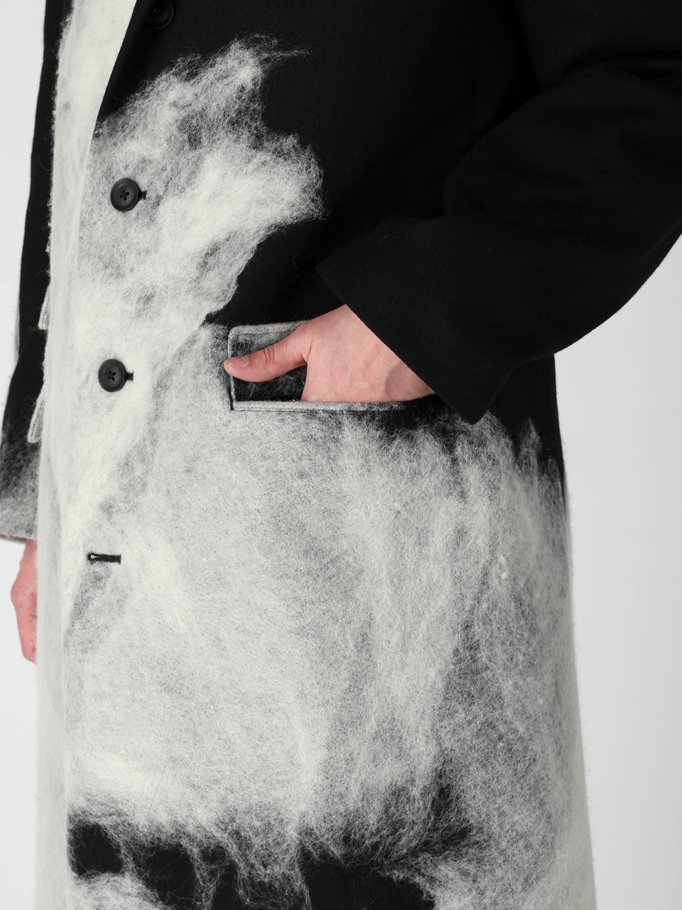 NEEDLE PUNCHED FLANNEL WHITE SCARF JACKET