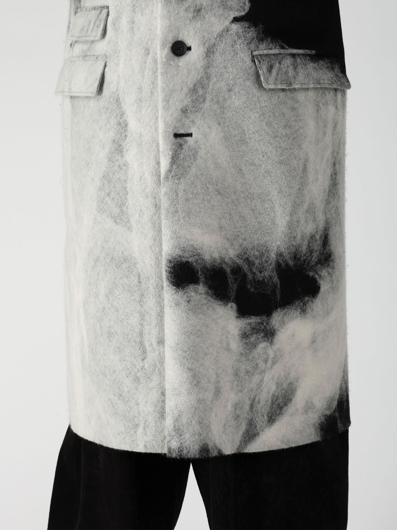 NEEDLE PUNCHED FLANNEL WHITE SCARF JACKET