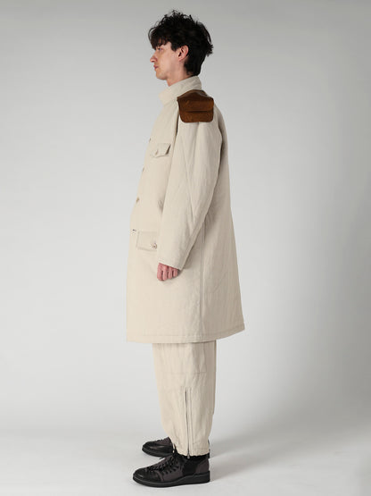 C M WHITE PIGMENT PADDED STAND COLLAR JACKET