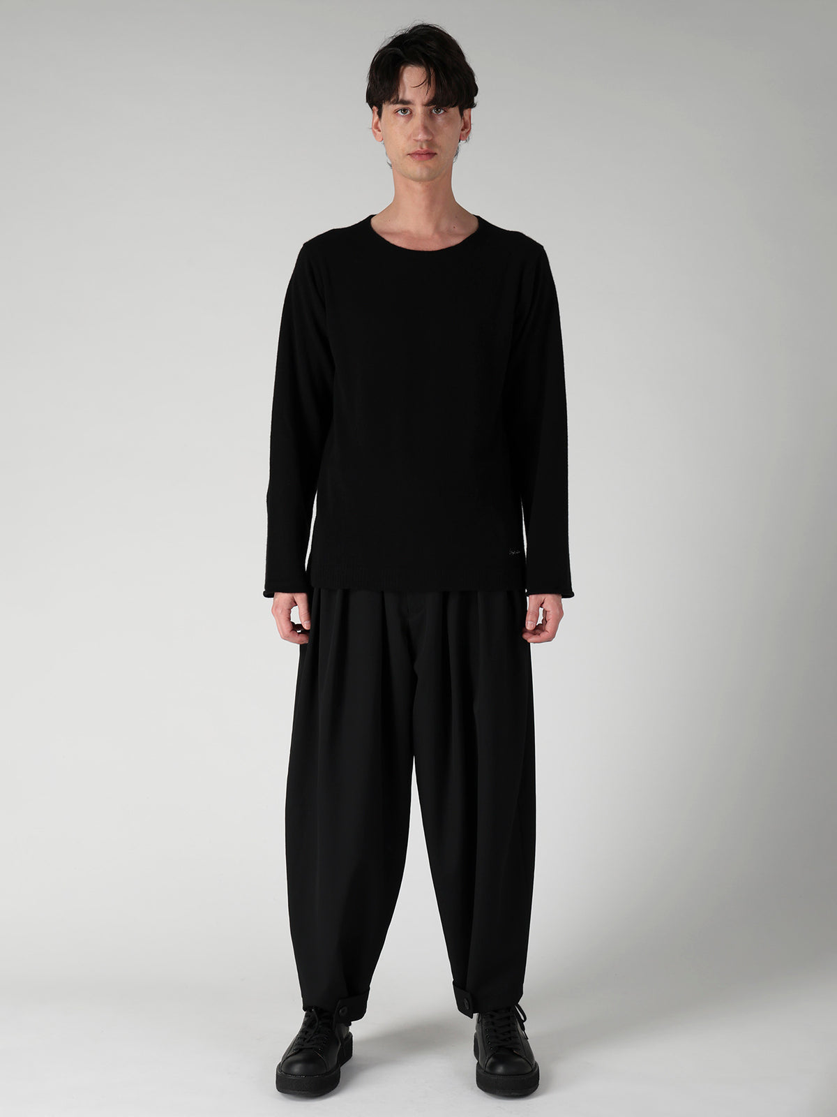SINGLE JERSEY SIGNATURE EMBROIDERED KNIT