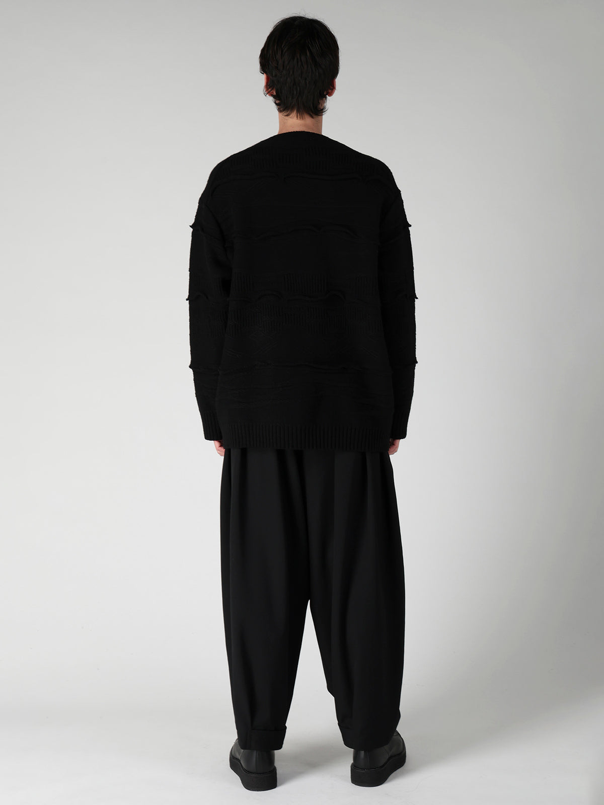 5G 1PLY RELIEF KNIT ROUND NECK PO