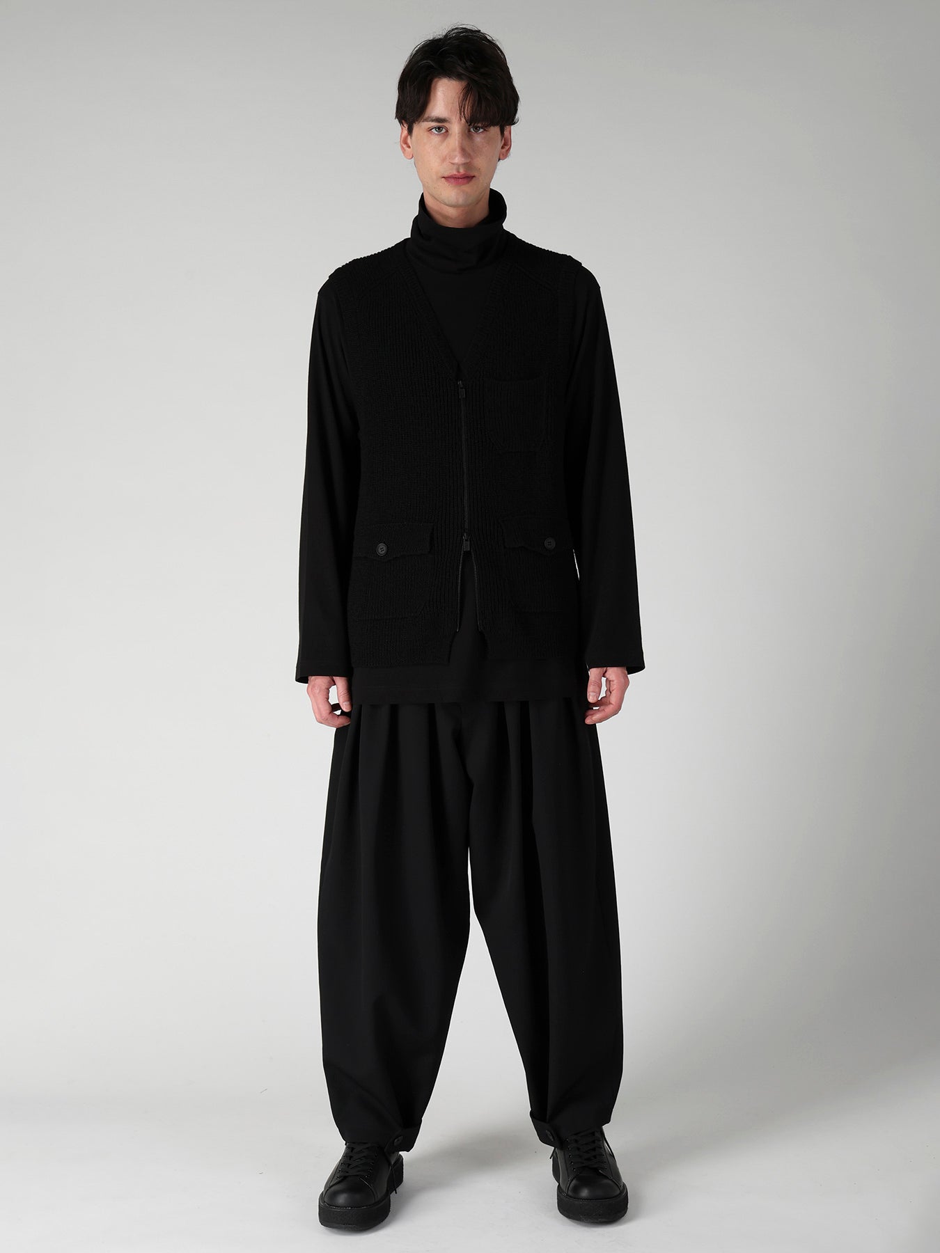 PARALLELED HALF CARDIGAN POCKET DETAIL ZIP VEST – THE SHOP YOHJI