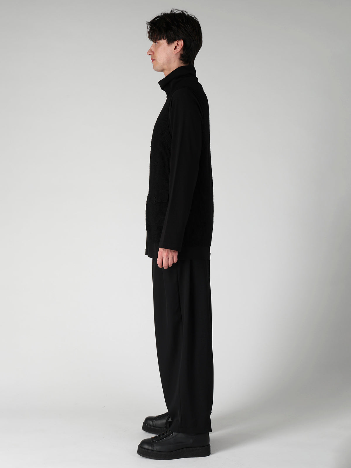 PARALLELED HALF CARDIGAN POCKET DETAIL ZIP VEST