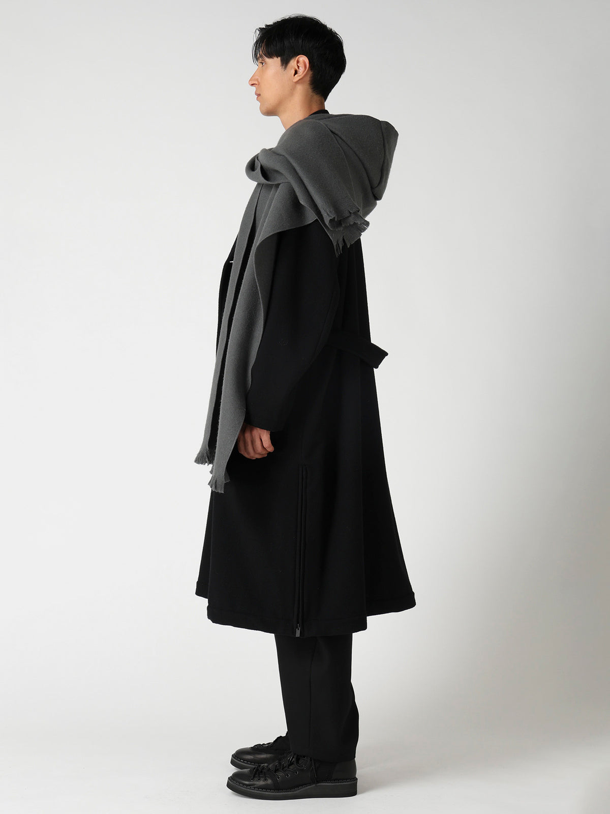 MILLED WOOL HOOD STOLE