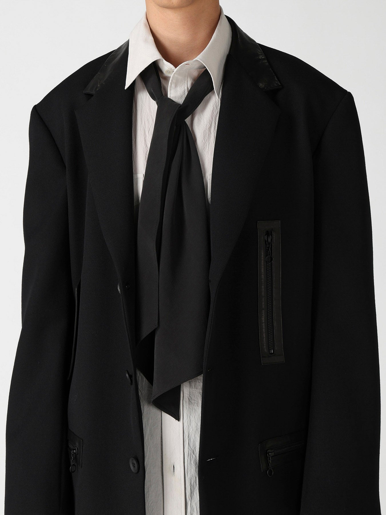 20MOMME DE CHINE SUEDE TUMBLER SCARF – THE SHOP YOHJI YAMAMOTO