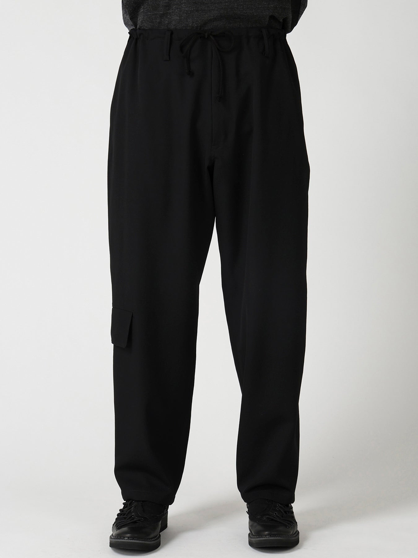 RE GABARDINE SIDE POCKET STRING PANTS